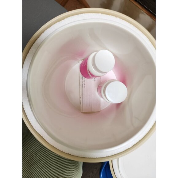 VTG Yogotherm Yogurt Cheese Maker 2L Incubator Non-electric Lightweight Canada - Picture 2 of 3